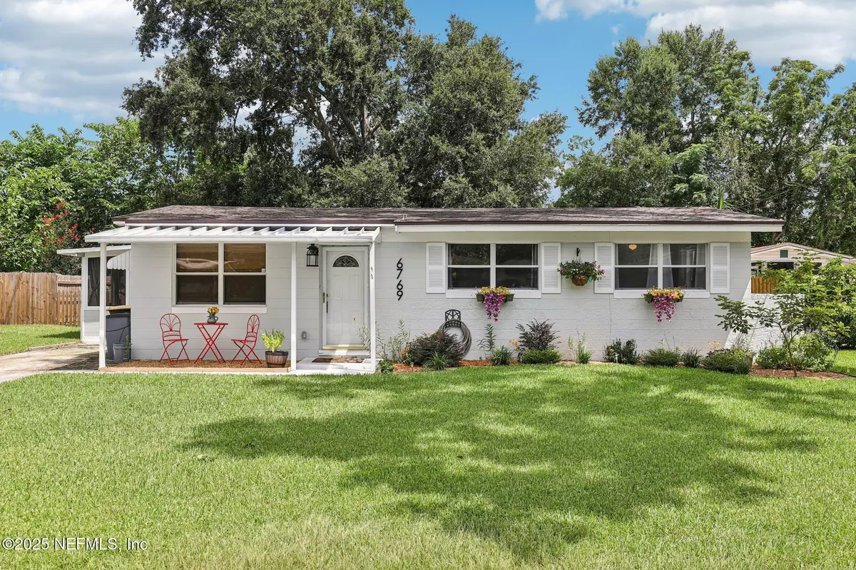 Jacksonville, FL 32210,6769 DAUGHTRY BLVD S