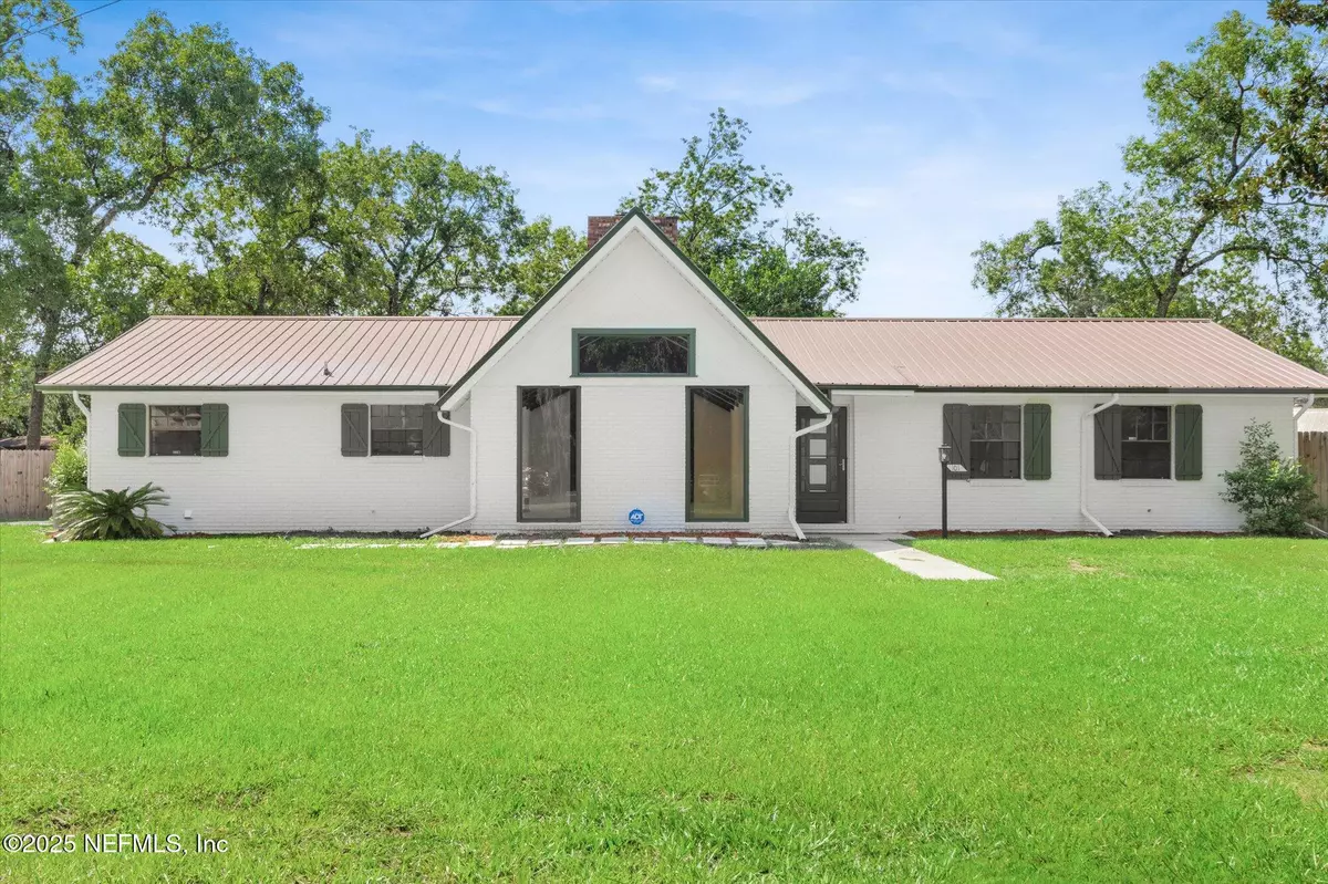 Palatka, FL 32177,101 CARRIAGE WAY