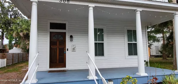 Palatka, FL 32177,308 KIRKLAND ST #1