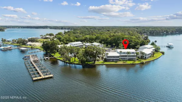 125 RIVER BEND PL #BLD. D, Welaka, FL 32193