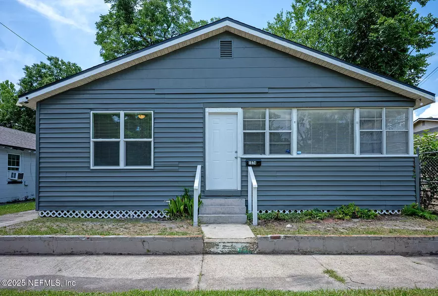 1574 STEELE ST, Jacksonville, FL 32209