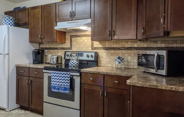 Ponte Vedra Beach, FL 32082,900 IRONWOOD DR #911