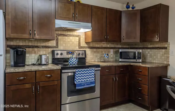 Ponte Vedra Beach, FL 32082,900 IRONWOOD DR #911