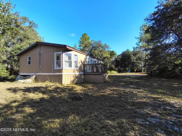 Palatka, FL 32177,601 HOOVER RD