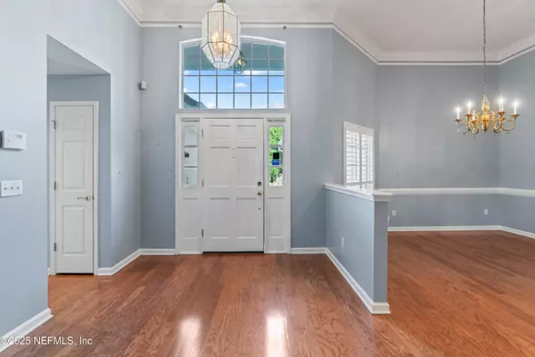 Jacksonville, FL 32217,8447 MIZNER CIR E