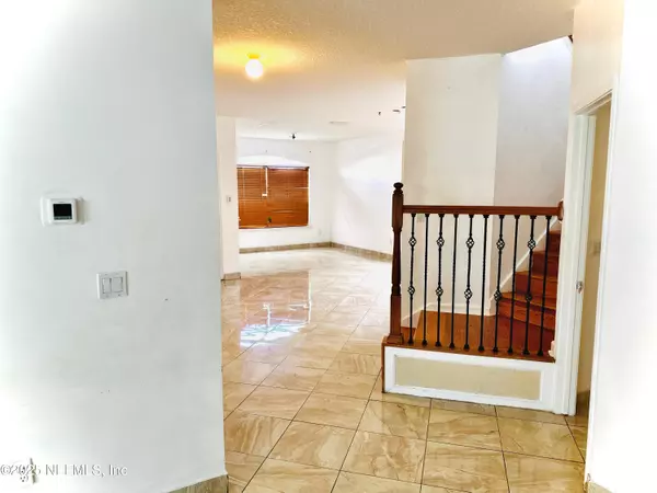 Orange Park, FL 32073,351 SUMMIT DR