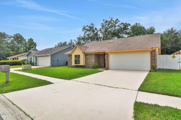 Jacksonville, FL 32244,7318 AMANDAS CROSSING DR S