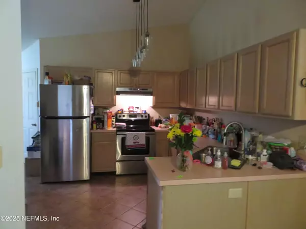 Jacksonville, FL 32221,8979 ROSE HILL DR N