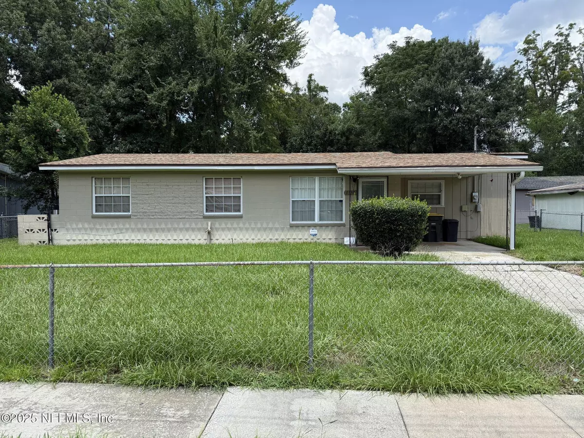 Jacksonville, FL 32210,7335 PROXIMA RD