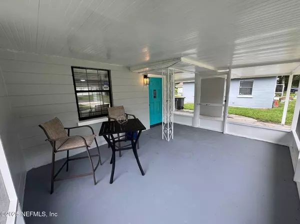 Jacksonville, FL 32244,5943 OAKLANE DR