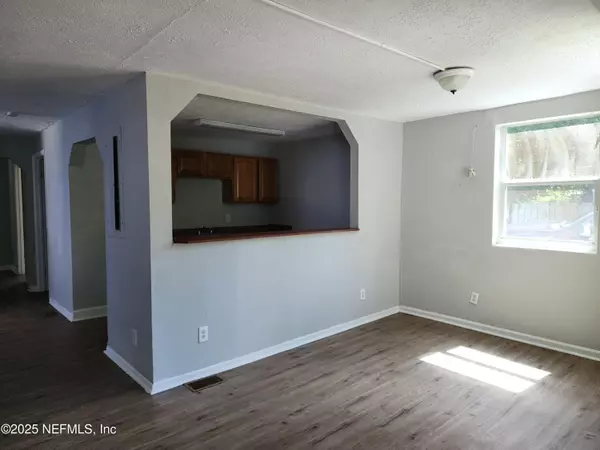 Jacksonville, FL 32206,1437 E 24TH ST