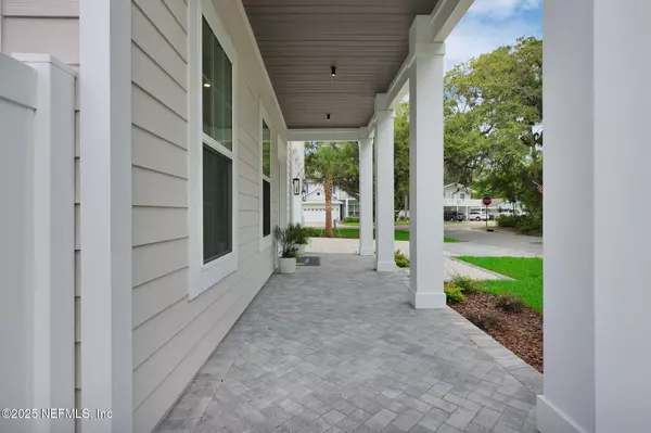 Atlantic Beach, FL 32233,392 4TH ST