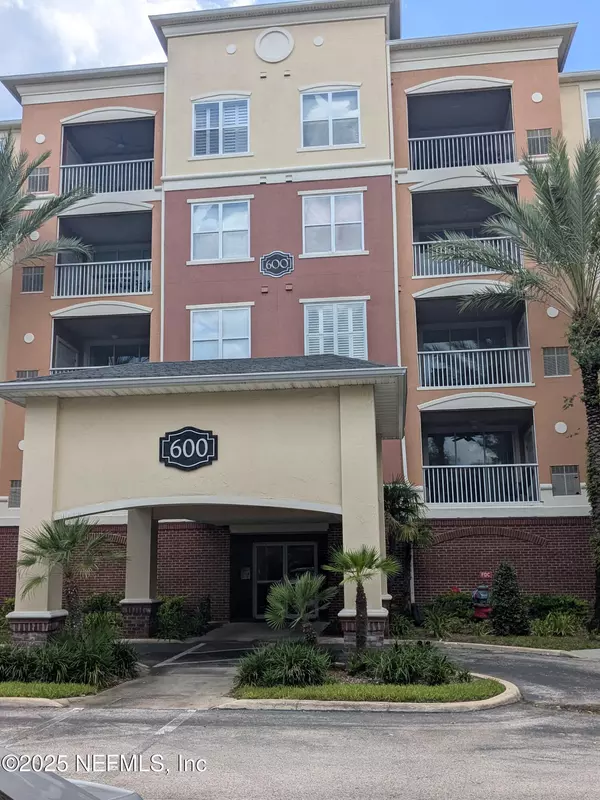 4480 DEERWOOD LAKE Pkwy #625, Jacksonville, FL 32216