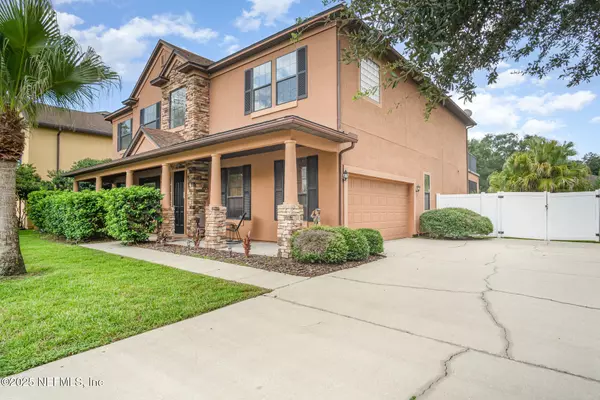 Orange Park, FL 32065,642 WAKEVIEW DR