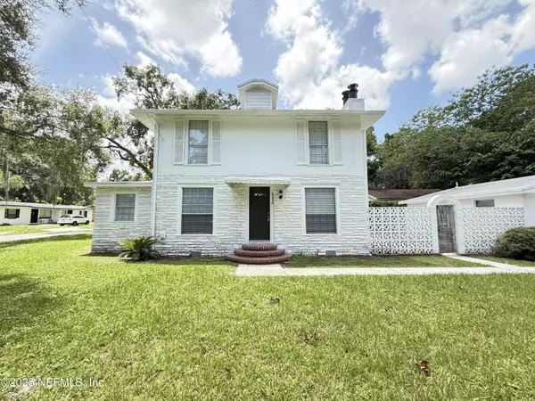 5336 CRUZ RD, Jacksonville, FL 32207