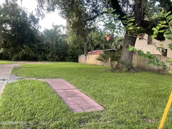 Jacksonville, FL 32210,4845 SUNDERLAND RD