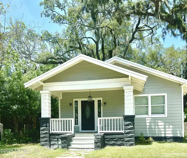 225 E 18TH ST, Jacksonville, FL 32206