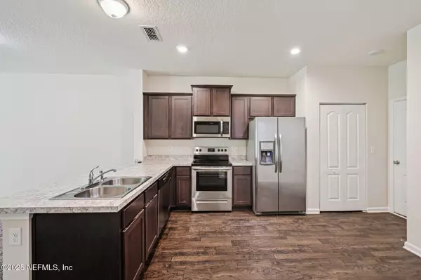 Jacksonville, FL 32256,8109 ECHO SPRINGS RD