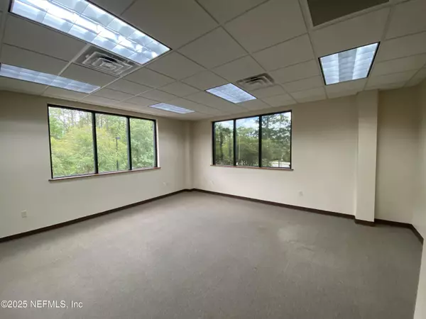 1637 RACE TRACK RD #235, St. Johns, FL 32259