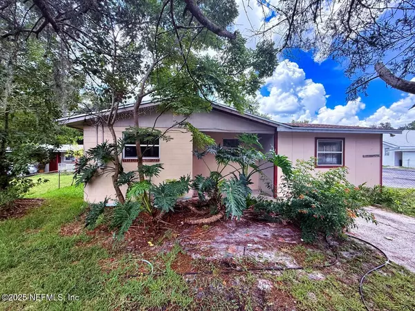 1982 GOLDEN GLOW LN, Jacksonville, FL 32210