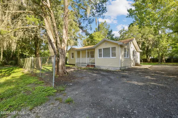 Jacksonville, FL 32216,7125 SILVER LAKE TER