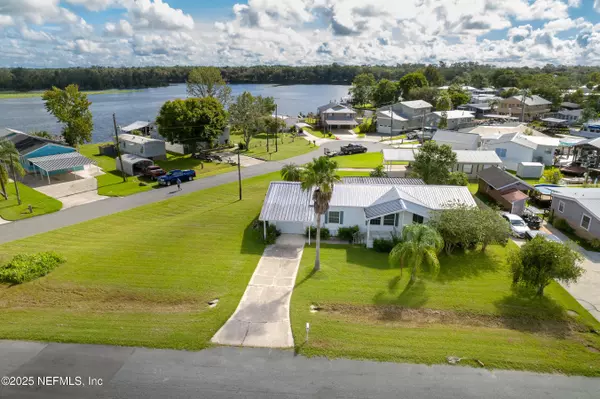Welaka, FL 32193,186 SPORTSMAN DR