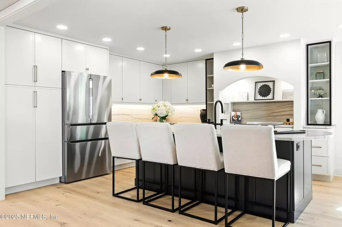 Ponte Vedra Beach, FL 32082,284 DEER RUN DR