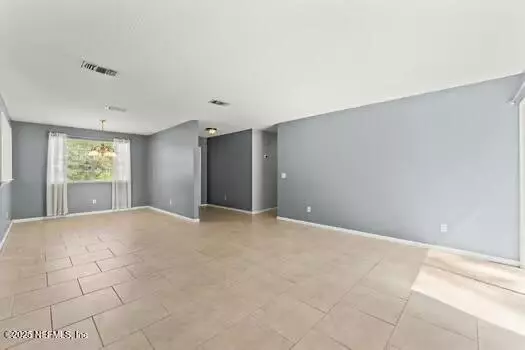 Jacksonville, FL 32223,11533 ANAMOREE LN