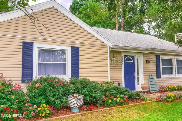 2189 THE WOODS DR E, Jacksonville, FL 32246