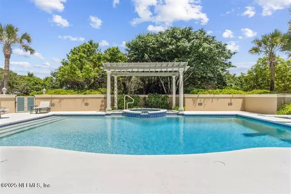 Fernandina Beach, FL 32034,28 DUNES ROW