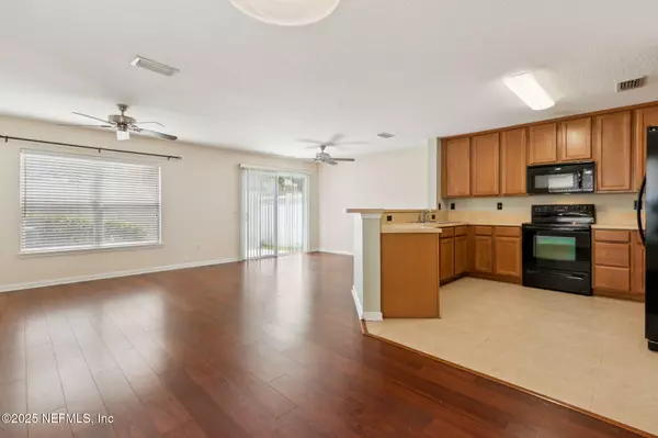 Jacksonville, FL 32216,6700 BOWDEN RD #1401