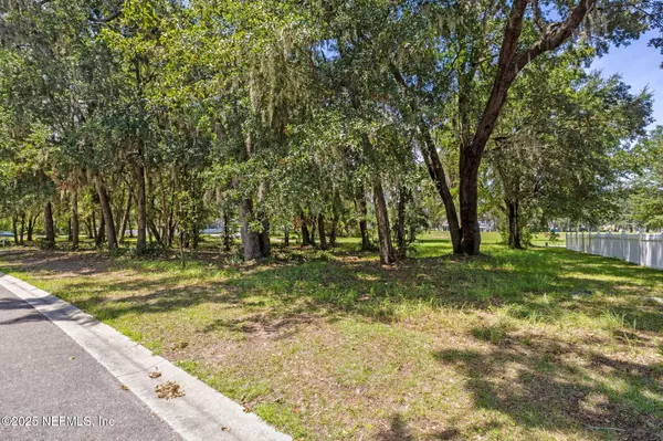 Yulee, FL 32097,28442 VIEUX CARRE