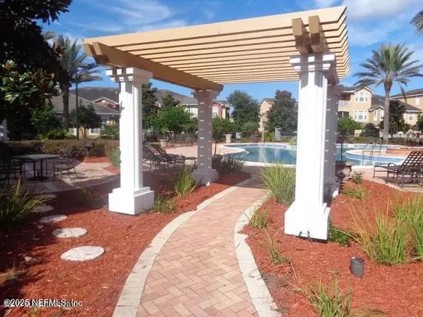 Jacksonville, FL 32246,10075 GATE Pkwy #2109