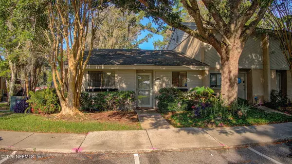 Jacksonville, FL 32257,3801 CROWN POINT RD #1151