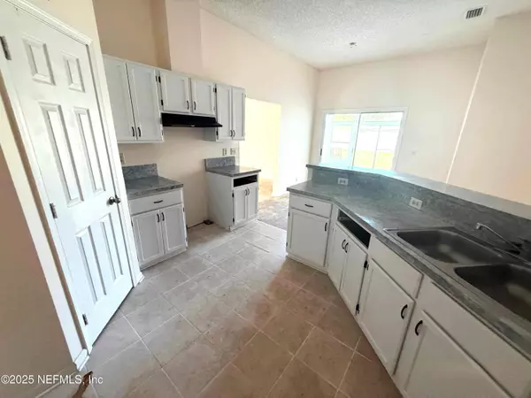 Jacksonville, FL 32246,2133 WATERFOOT LN