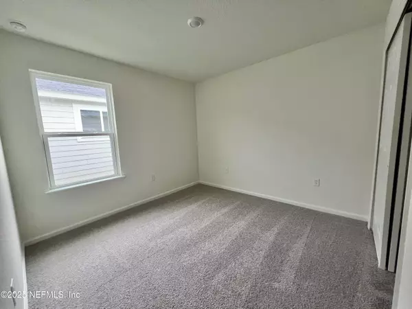 Jacksonville, FL 32219,8273 HAWKES MDW DR