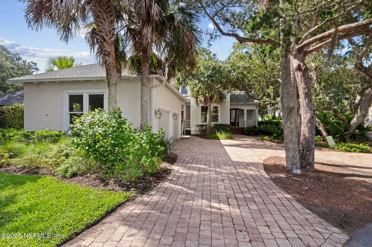 Fernandina Beach, FL 32034,16 OAK POINT DR