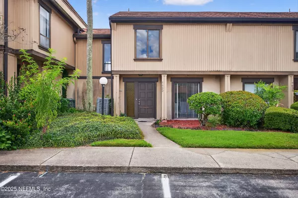 Jacksonville, FL 32256,7622 LAS PALMAS WAY #165