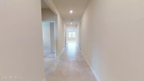 Jacksonville, FL 32226,12444 COACH LIGHT DR