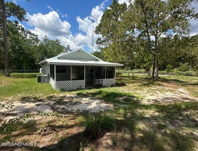 127 MELROSE LANDING DR, Hawthorne, FL 32640