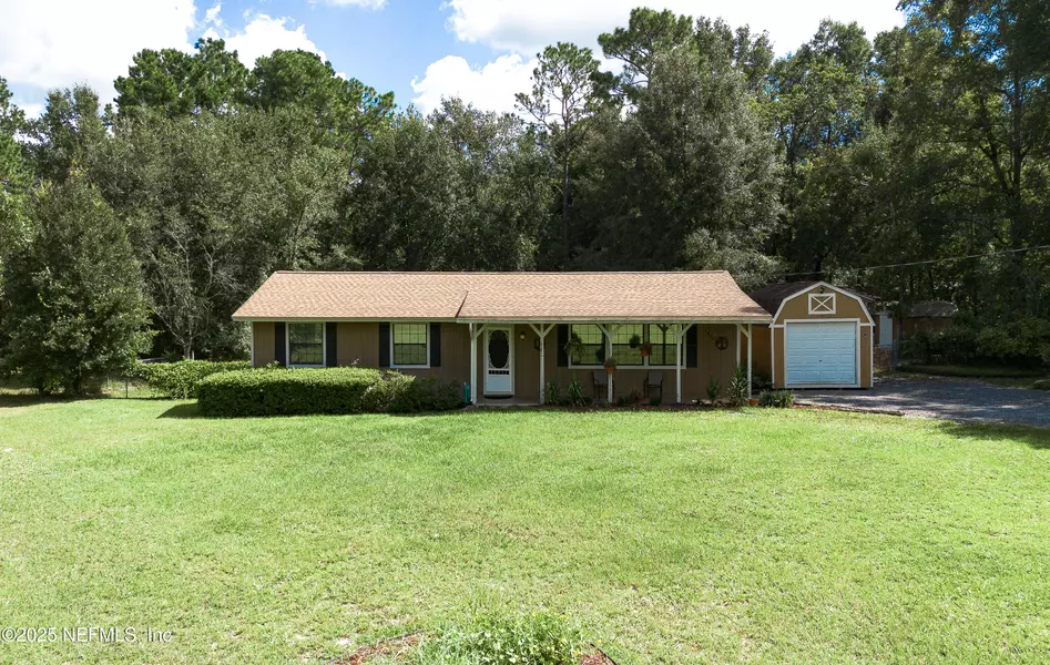 4568 CHIPMUNK RD, Middleburg, FL 32068