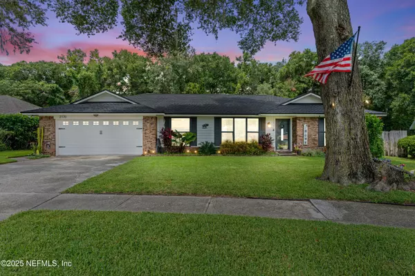 2170 RIO COVE DR, Jacksonville, FL 32225