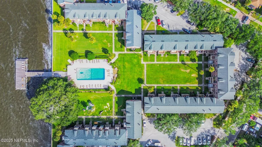 1546 PALM AVE #1546, Jacksonville, FL 32207
