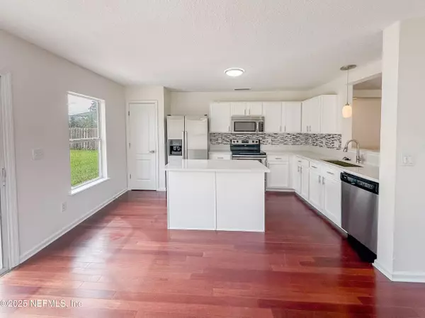 Ponte Vedra, FL 32081,213 CEZANNE CIR