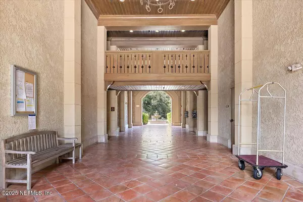 St. Augustine, FL 32092,945 REGISTRY BLVD #302