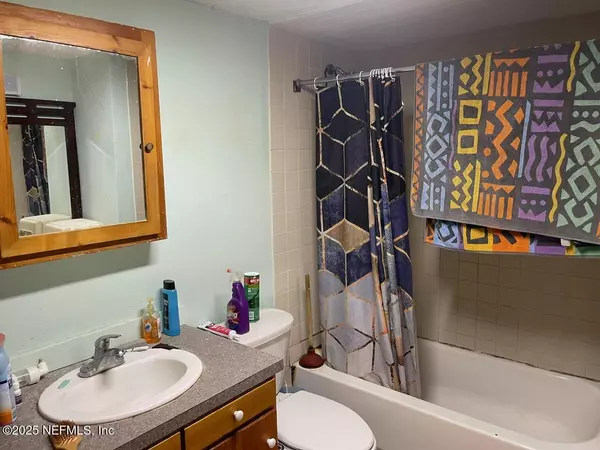 Jacksonville Beach, FL 32250,1202 N 11TH ST