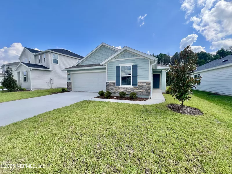 718 PANTHER LAKE Pkwy, Jacksonville, FL 32221