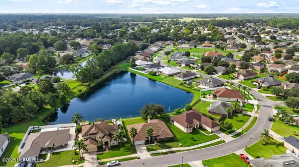 Jacksonville, FL 32221,9083 HAWKEYE DR