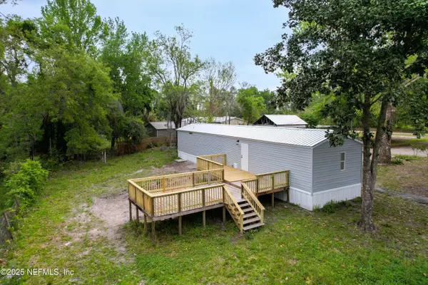 Palatka, FL 32177,109 MINK DR