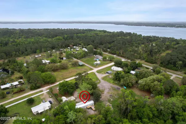 Palatka, FL 32177,109 MINK DR